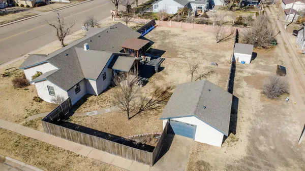 $249,900 | 602 North Main Street, Stratford, TX 79084