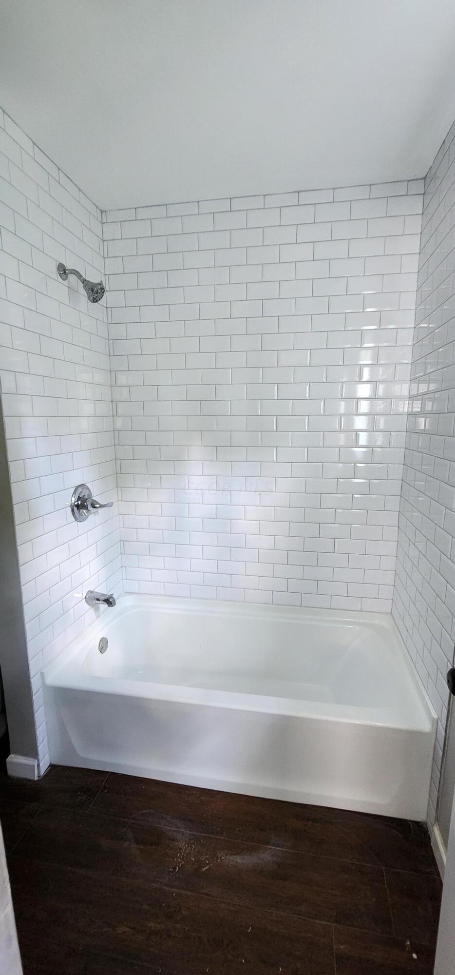 3322 Norwalk Road Columbus, OH 43207 - Photo 27 of 33 Bathroom