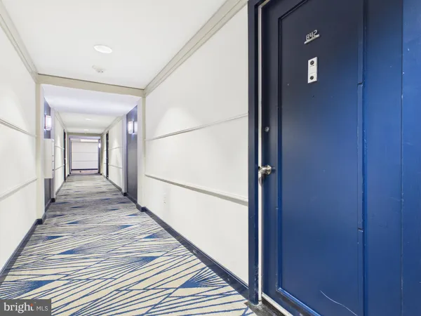 $2,200 | 2601-00 Pennsylvania Avenue, Unit 842, Philadelphia, PA 19130