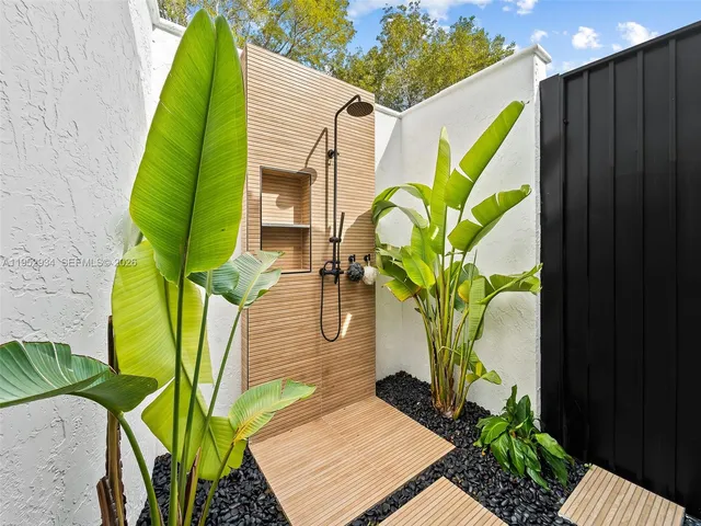 $4,499,000 | 1236 Obispo Avenue, Coral Gables, FL 33134