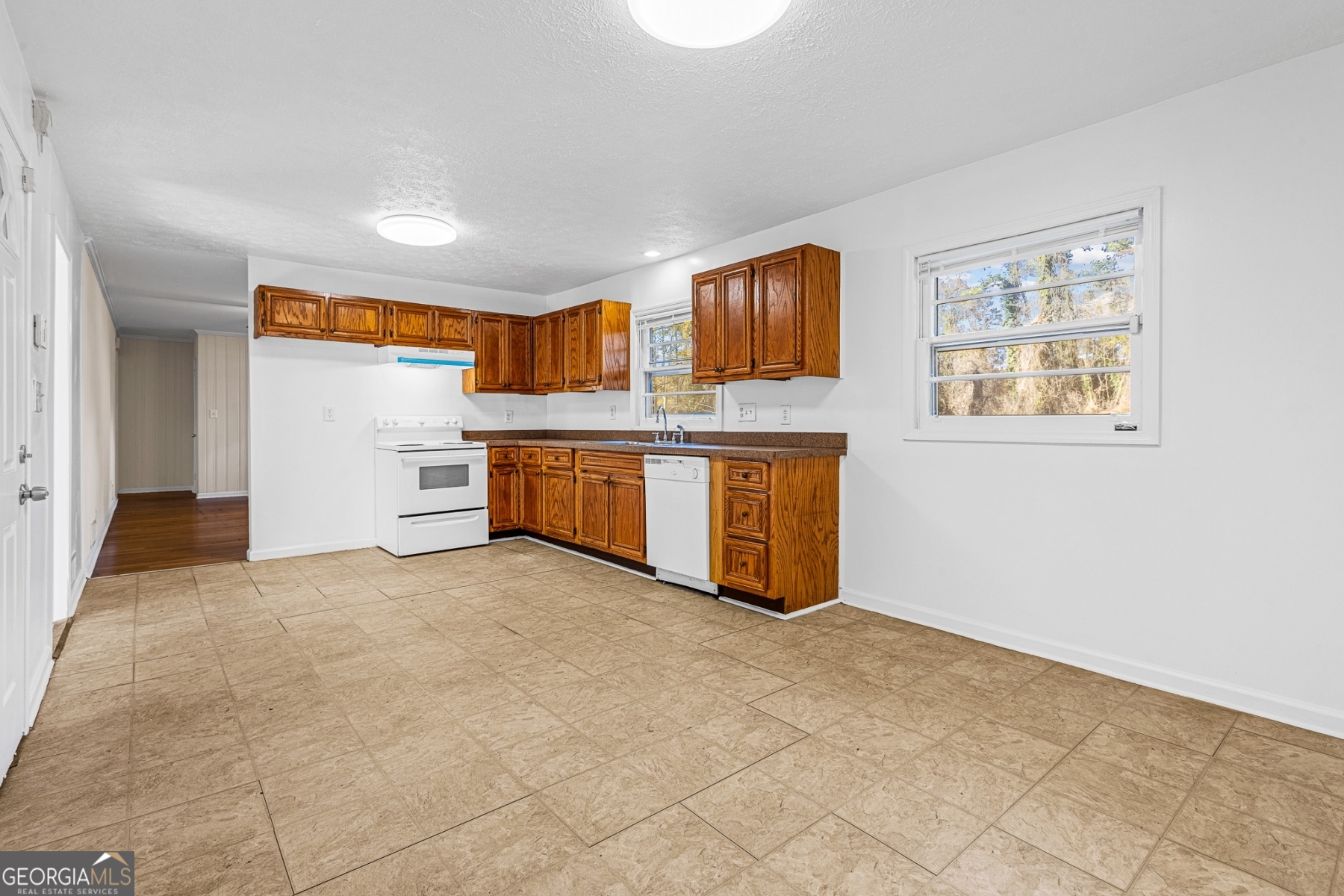 4140 Rainbow Drive Decatur, GA 30034 - Photo 5 of 23