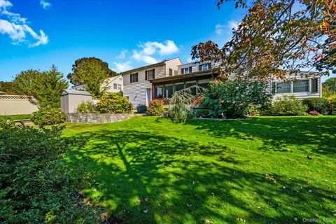 $910,000 | 1 Hoover Road, Yonkers, NY 10710