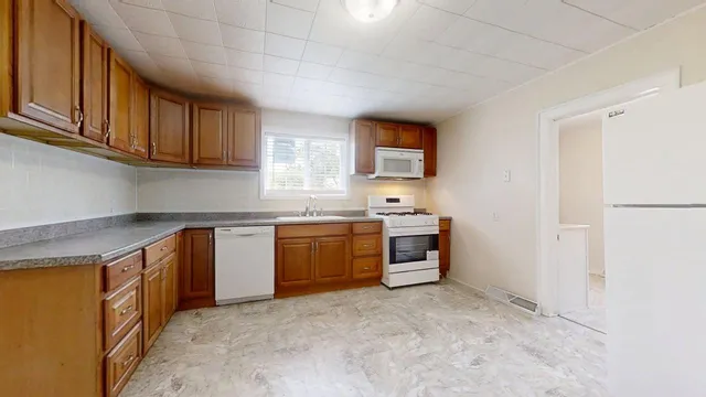 $128,000 | 418 South Main Street, Rankin, IL 60960