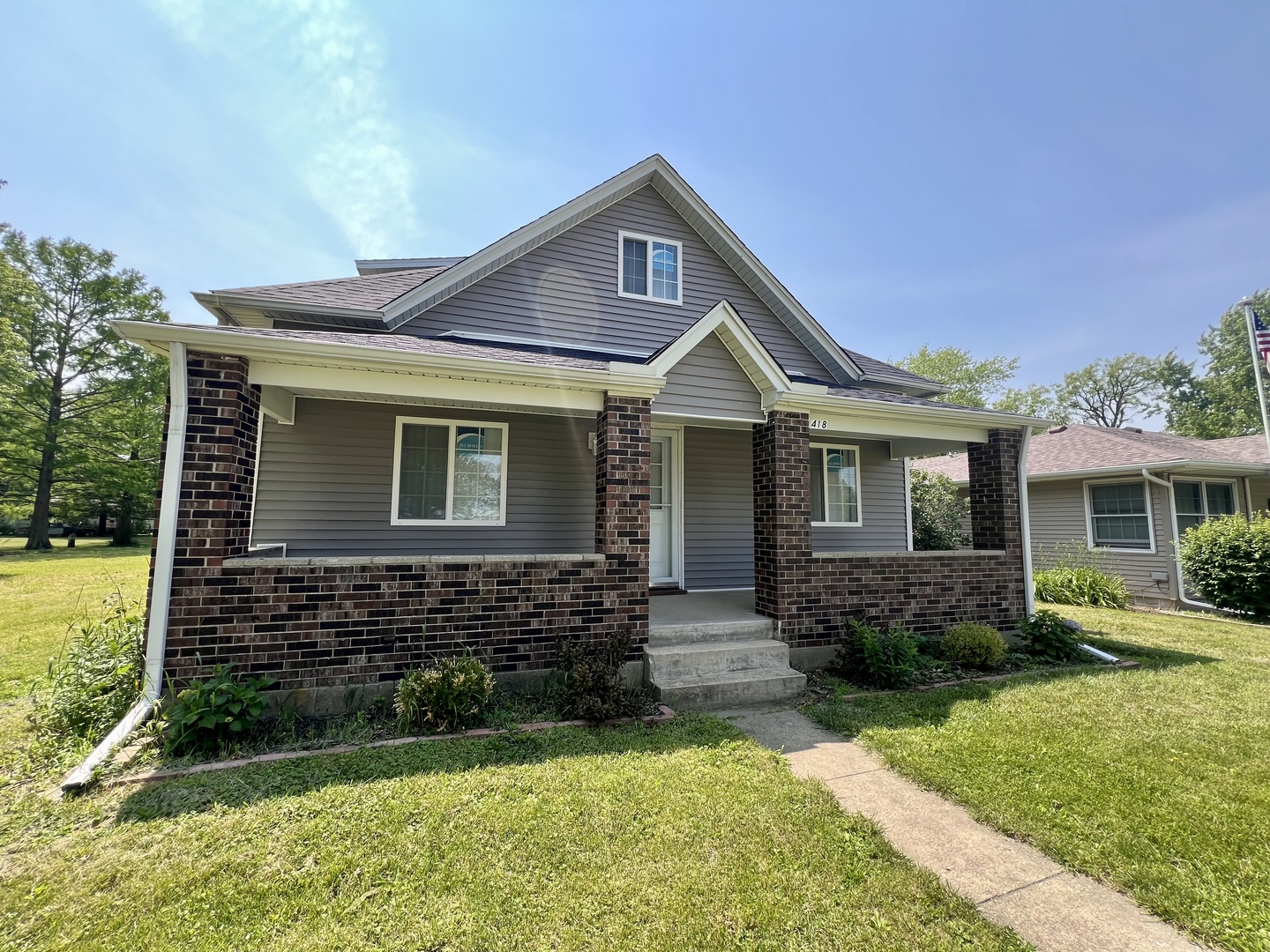 418 South Main Street Rankin, IL 60960 - Photo 2 of 37