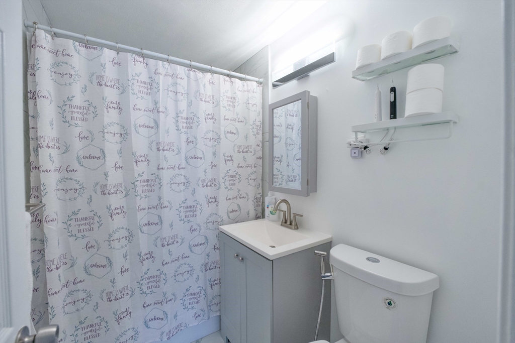 45 Oval Road, Unit 8 Quincy, MA 02170 - Photo 7 of 10