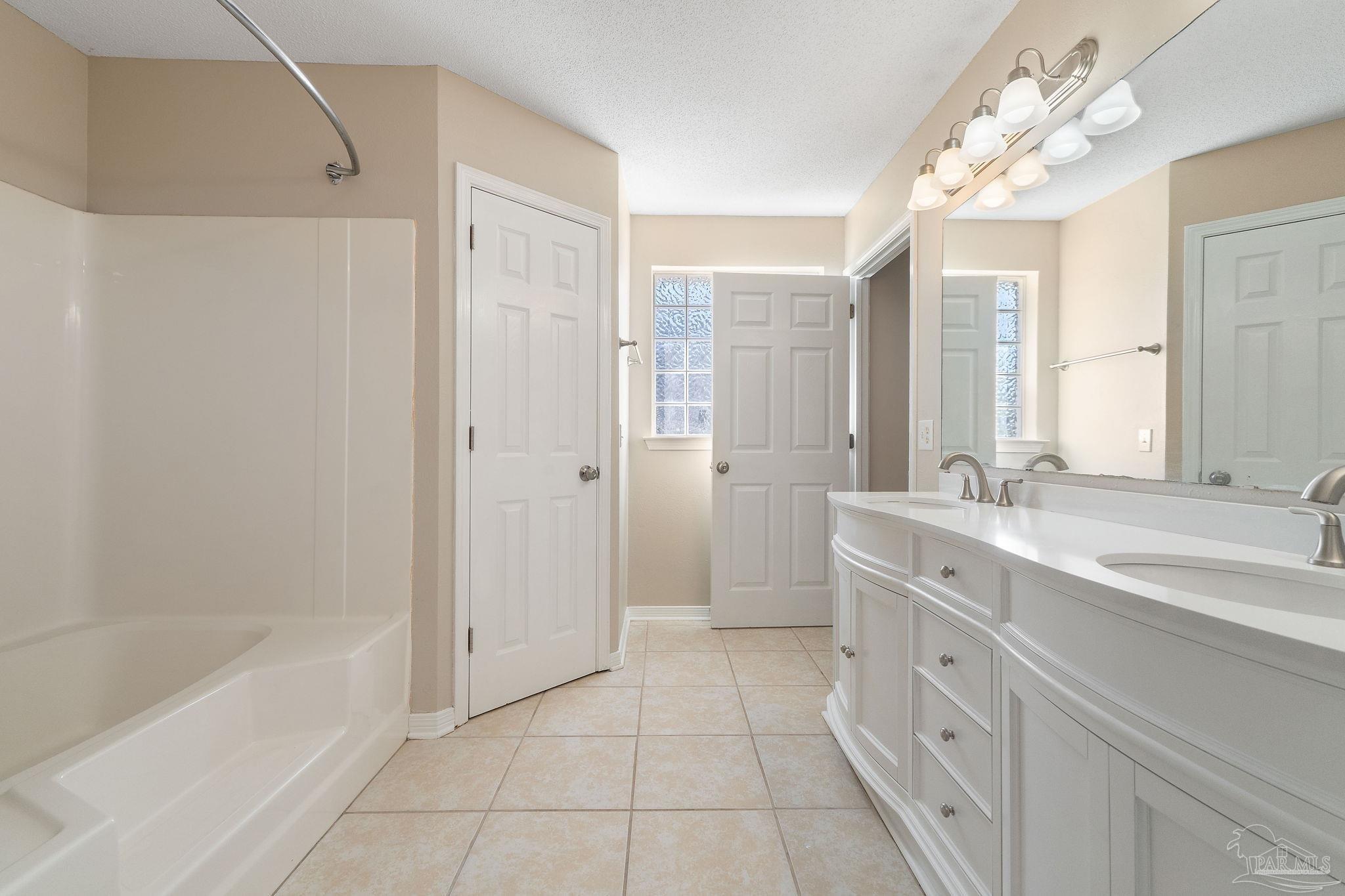 5461 Woodsman Drive Pace, FL 32571 - Photo 14 of 34