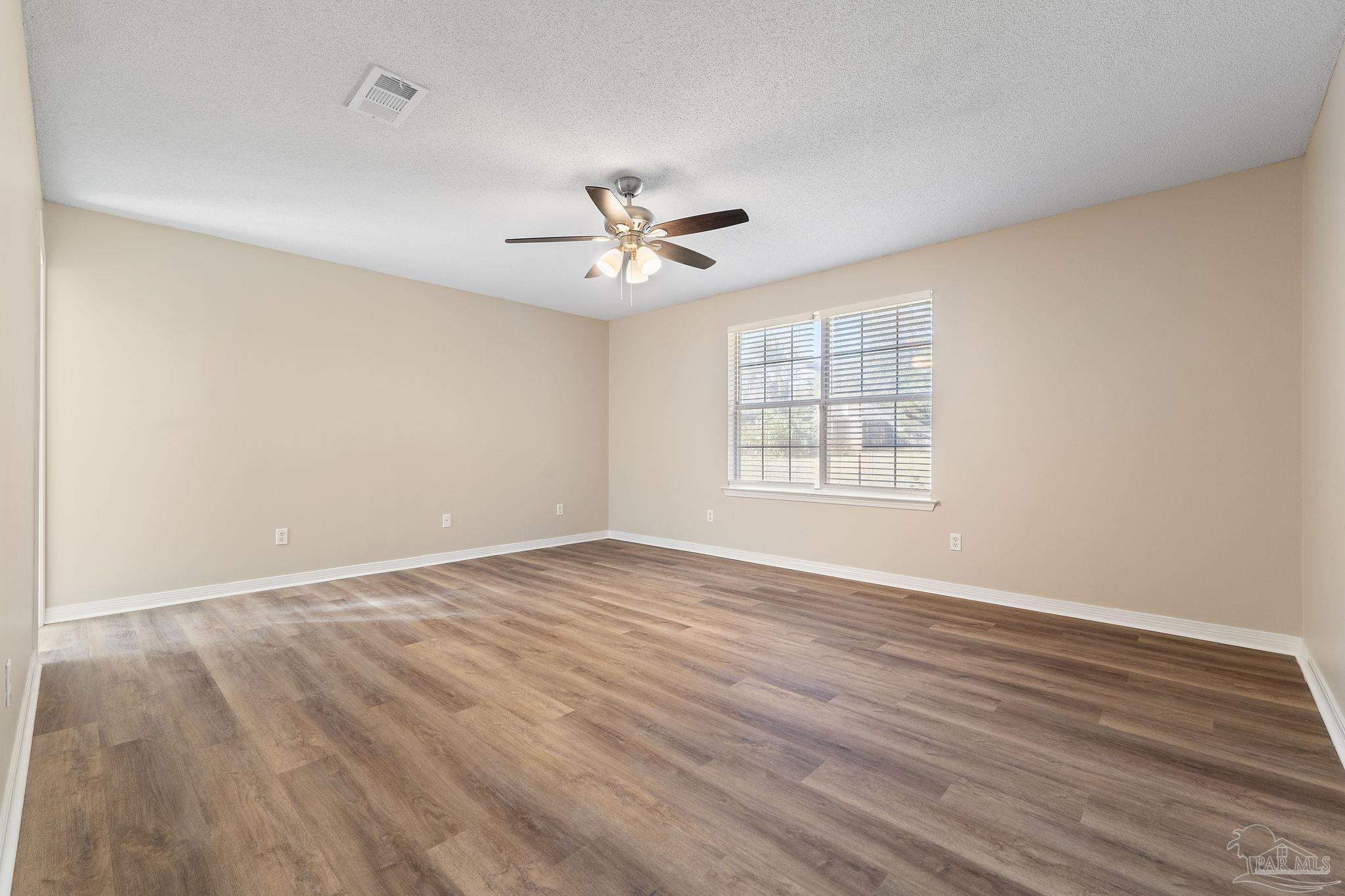 5461 Woodsman Drive Pace, FL 32571 - Photo 15 of 34