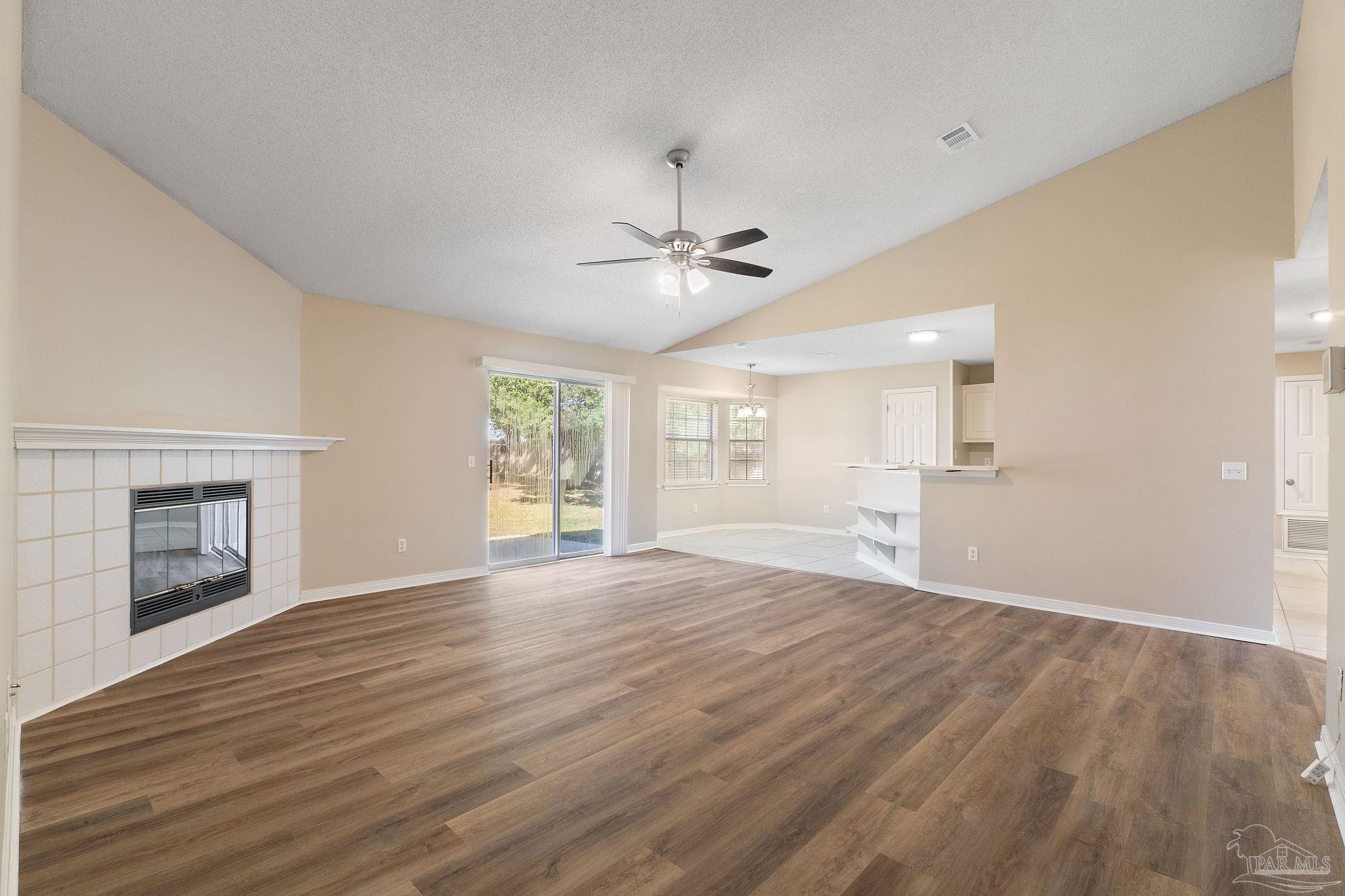 5461 Woodsman Drive Pace, FL 32571 - Photo 6 of 34