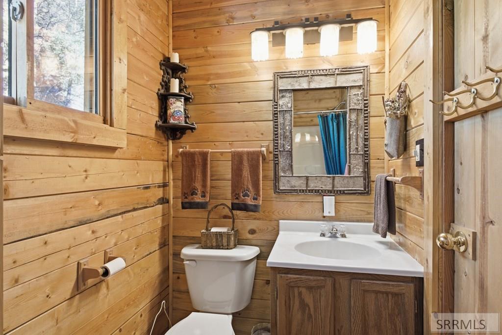 21 Pinetree Drive Salmon, ID 83467 - Photo 13 of 71