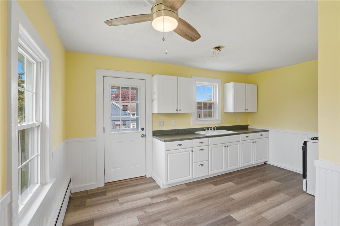 36 Ledward Avenue Westerly, RI 02891 - Photo 20 of 49