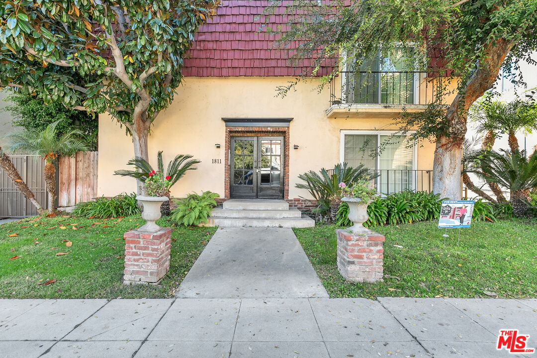 1811 Parnell Avenue, Unit 3 Los Angeles, CA 90025 - Photo 18 of 20