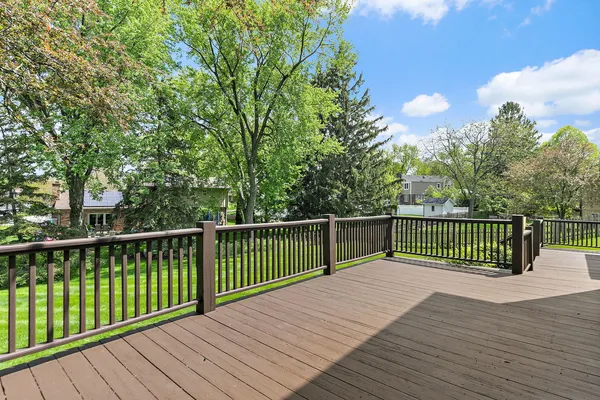 $399,000 | 18 Jennifer Lane, DeKalb, IL 60115