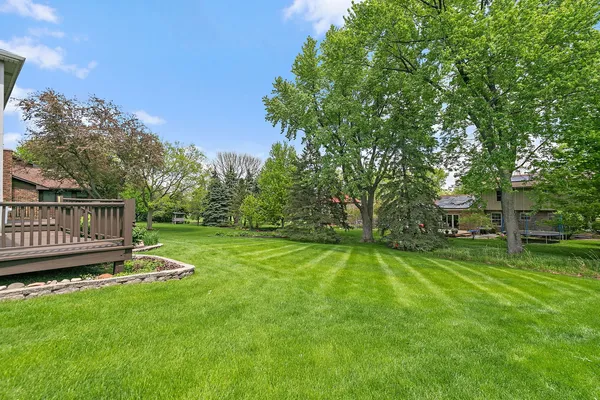 $399,000 | 18 Jennifer Lane, DeKalb, IL 60115