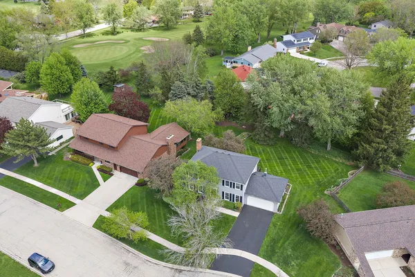 $399,000 | 18 Jennifer Lane, DeKalb, IL 60115