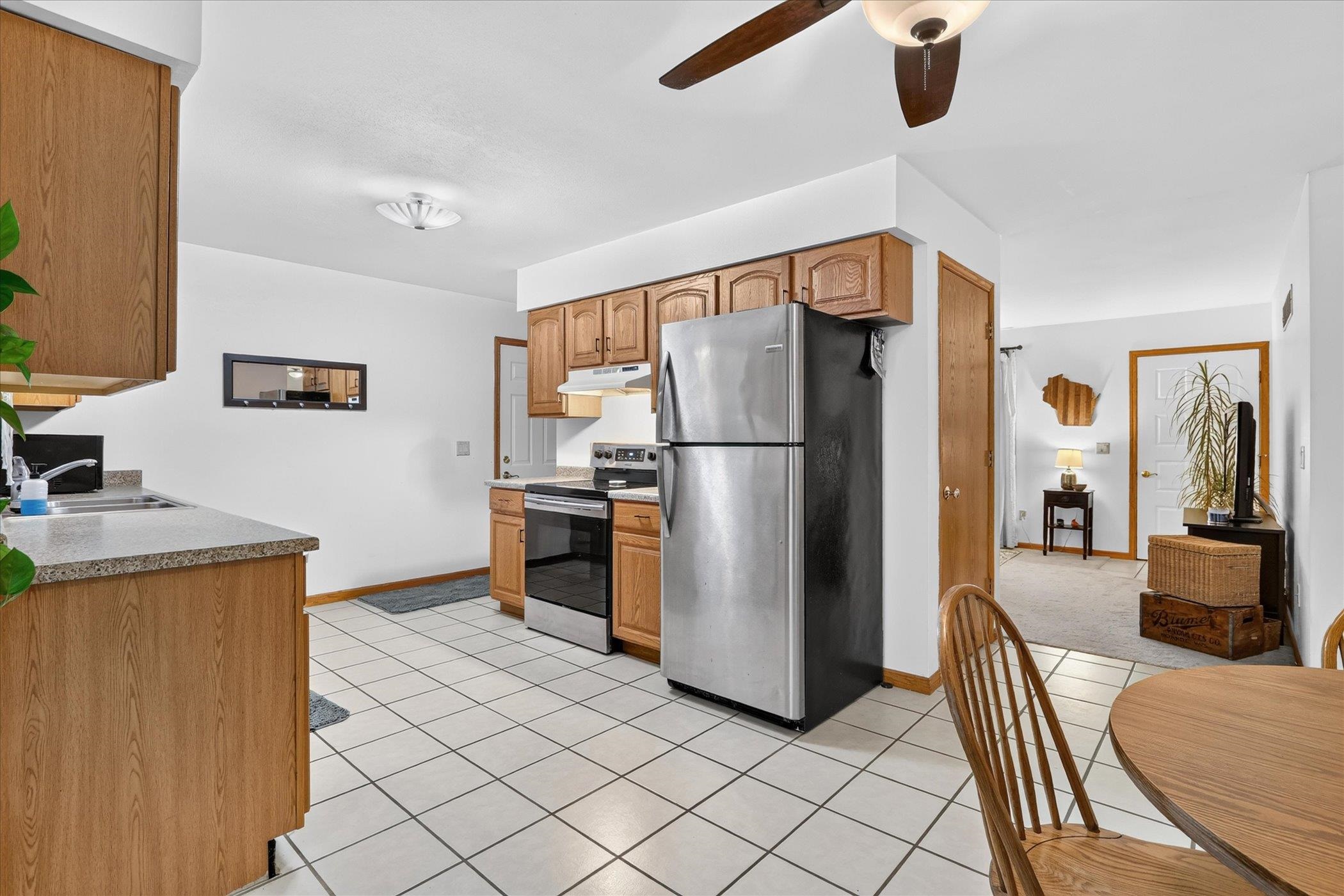 511 Johnson Clinton, WI 53525 - Photo 13 of 42
