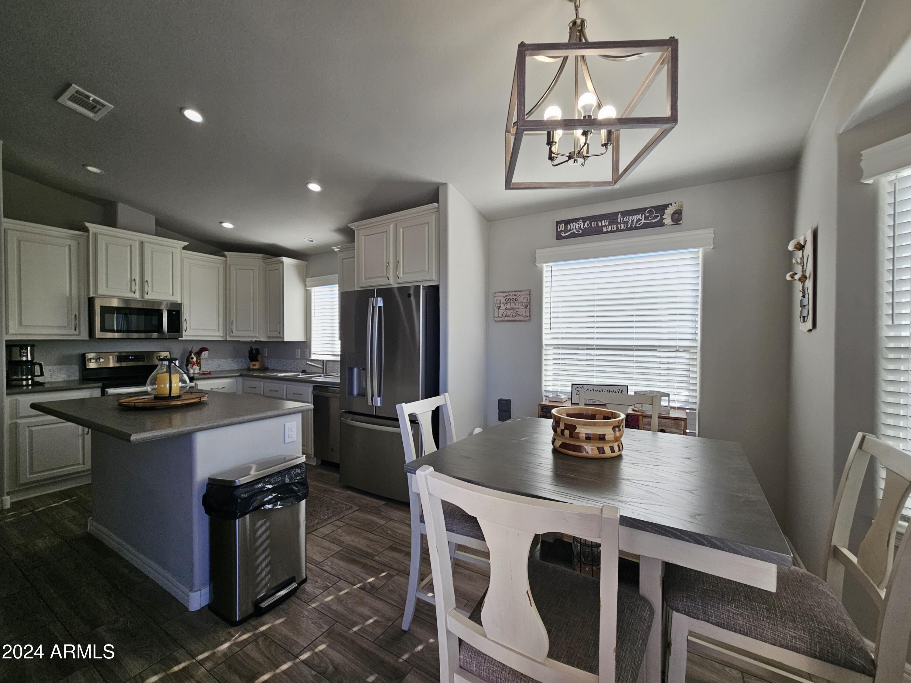 650 North Hawes Road, Unit 3314 Mesa, AZ 85207 - Photo 12 of 49 20241024_093010