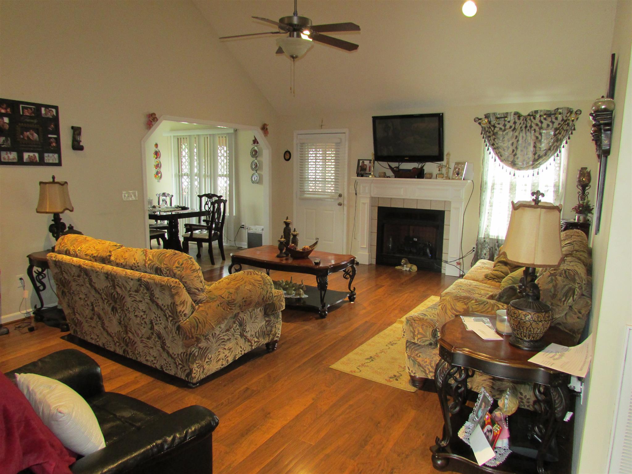 1923 Hills Chapel Road Manchester, TN 37355 - Photo 3 of 17 Gallery Image 3