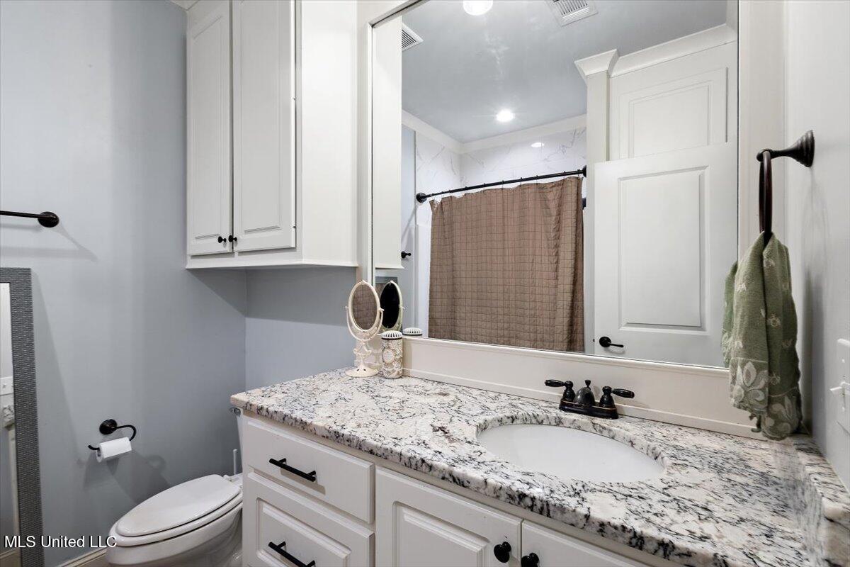 144 Porter Ridge Canton, MS 39046 - Photo 18 of 23 Bathroom