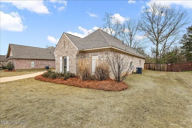 $315,000 | 144 Porter Ridge, Canton, MS 39046