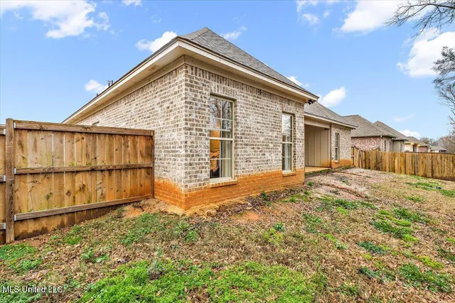 $315,000 | 144 Porter Ridge, Canton, MS 39046