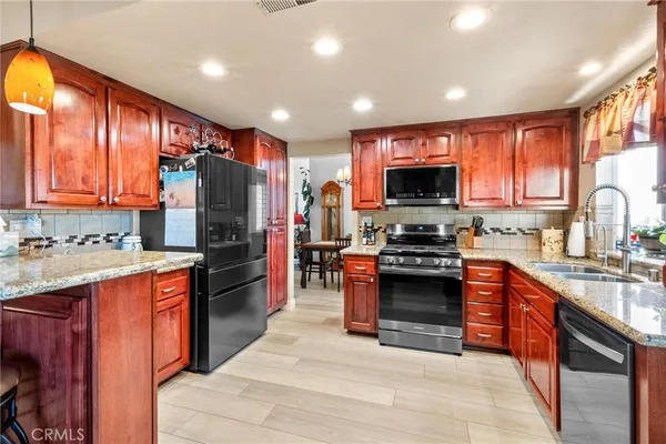 $615,000 | 12816 Via Barcelona Road, Yucaipa, CA 92399