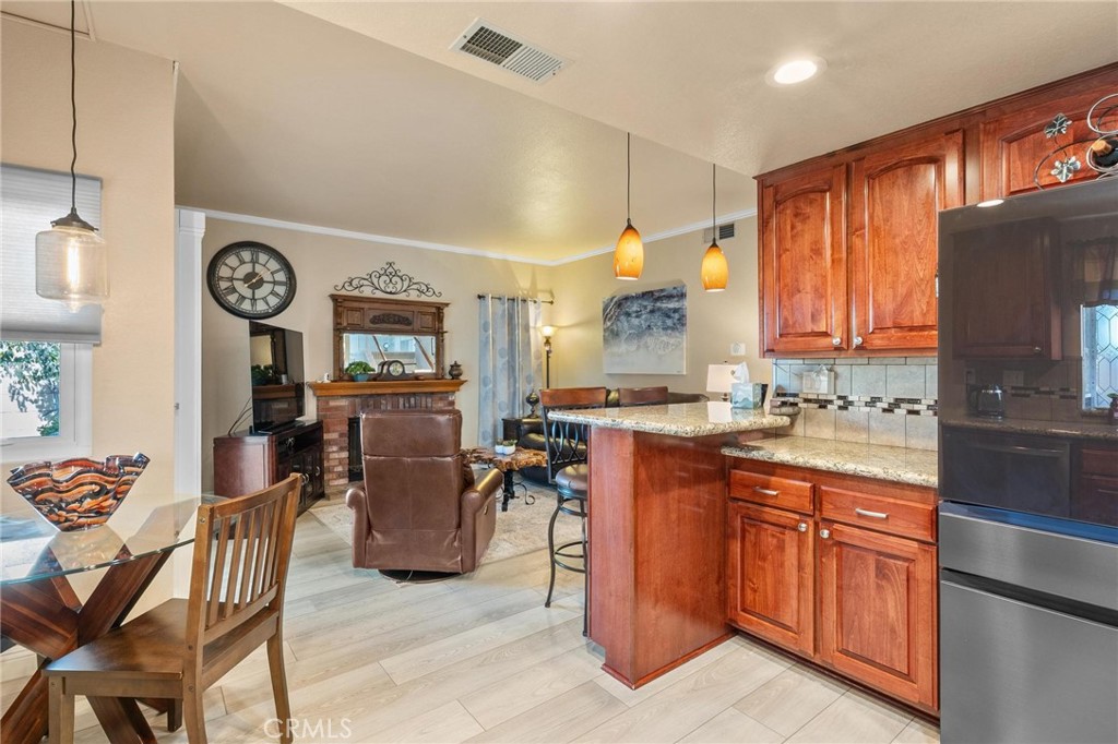 12816 Via Barcelona Road Yucaipa, CA 92399 - Photo 17 of 61