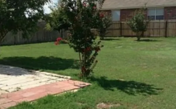 $2,400 | 811 Shadow Creek Boulevard, Buda, TX 78610