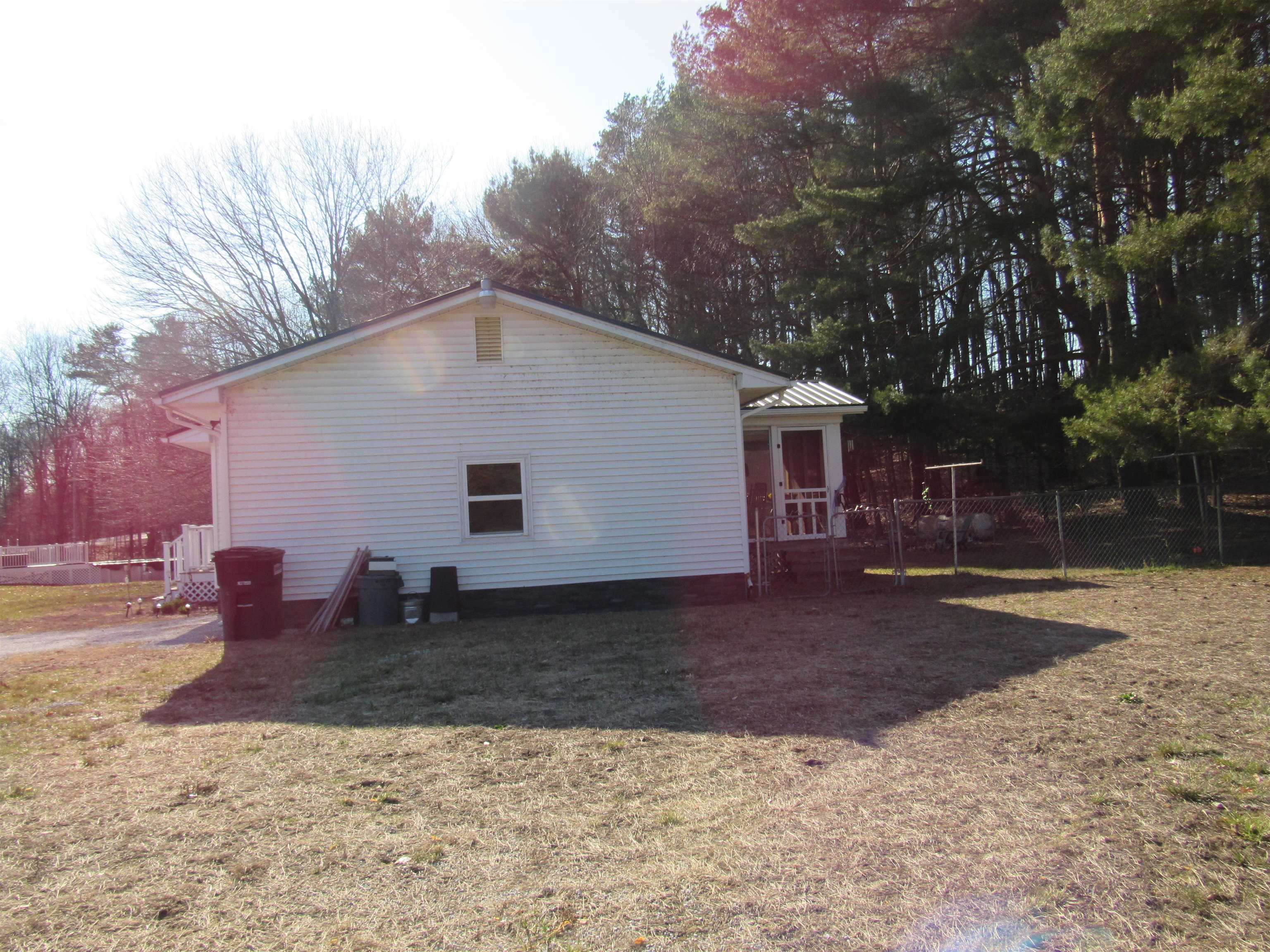 51 McLaughlin Drive Highgate, VT 05459 - Photo 9 of 23 Gallery Image 9