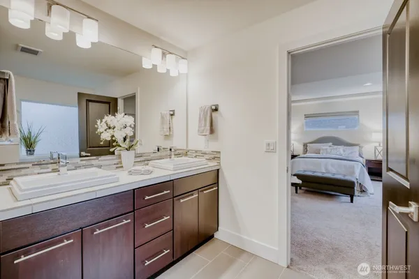 $999,950 | 1900 240th Place Southwest, Bothell, WA 98021