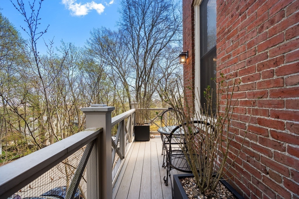 101 Summit Avenue, Unit D Brookline, MA 02446 - Photo 17 of 20