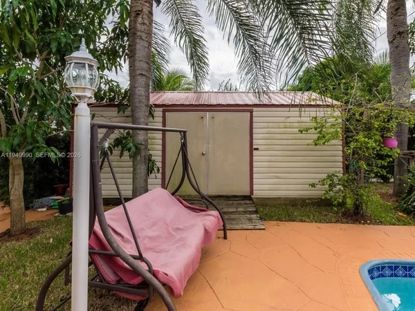 $4,800 | 5524 Garfield Street, Hollywood, FL 33021