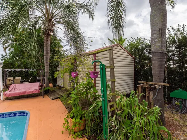 $4,800 | 5524 Garfield Street, Hollywood, FL 33021