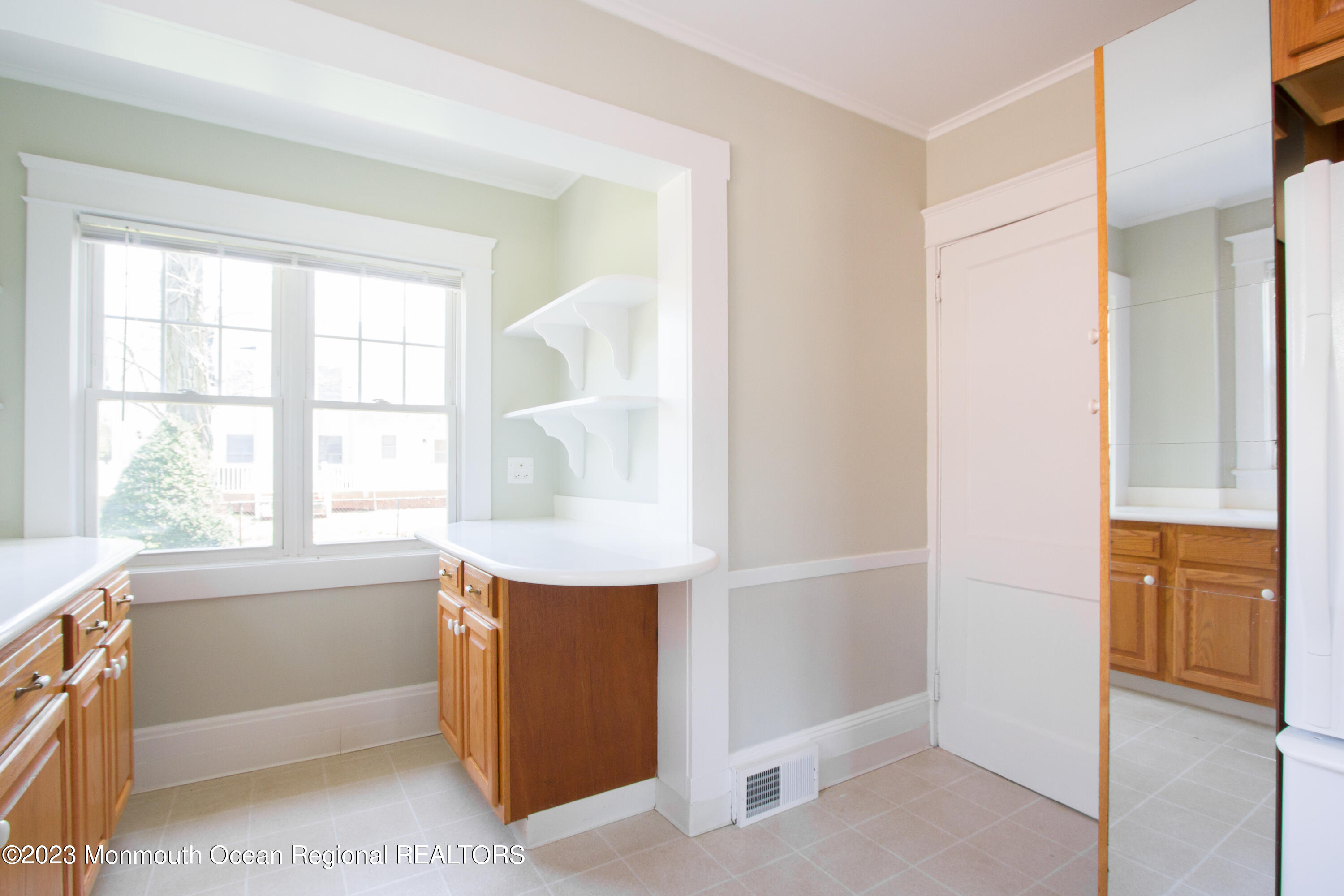 532 River Road Fair Haven, NJ 07704 - Photo 10 of 18 Kitchen