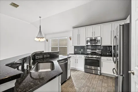 $595,000 | 5948 Lomita Verde Circle, Austin, TX 78749