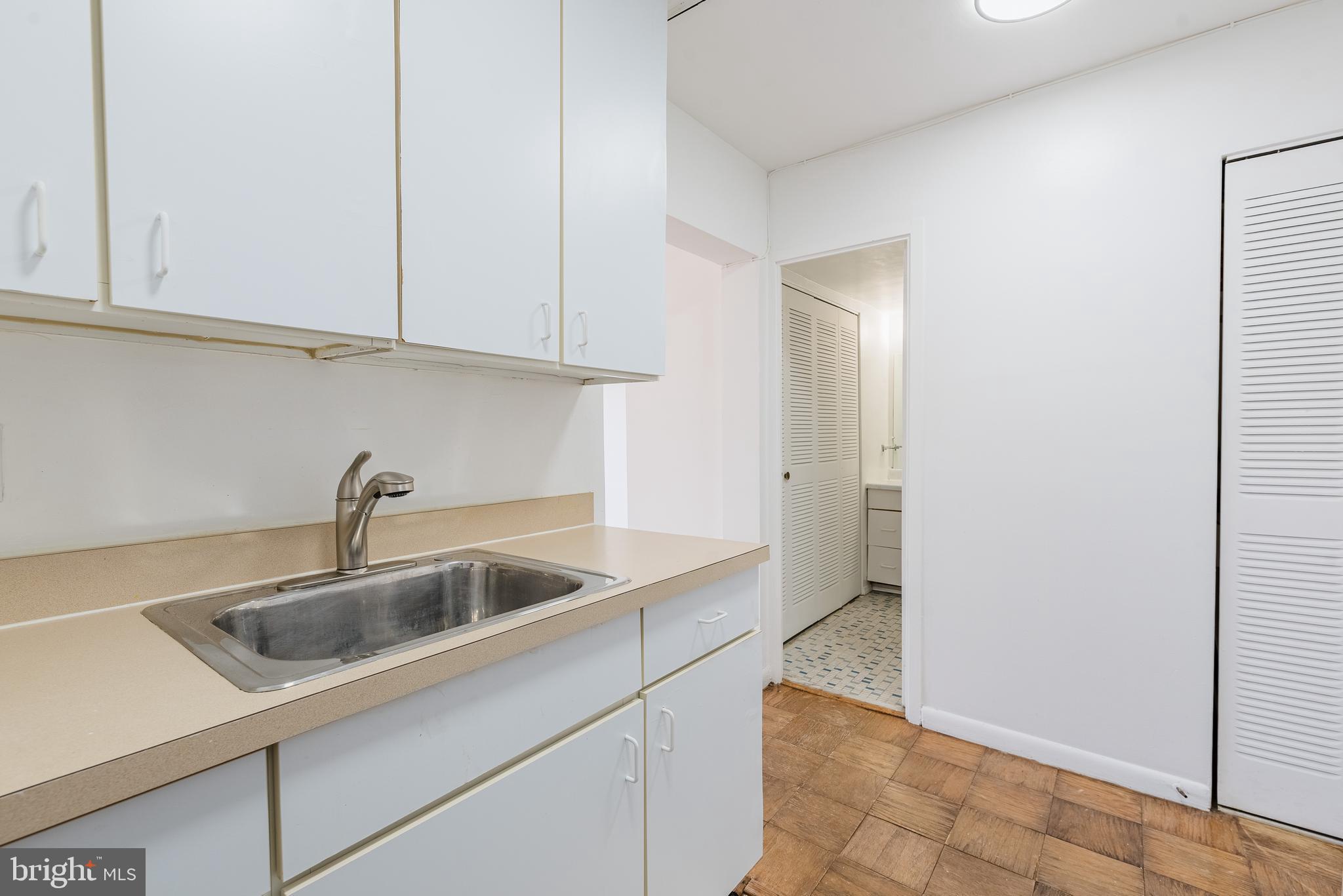 922 24th Street Northwest, Unit 311 Washington, DC 20037 - Photo 22 of 39