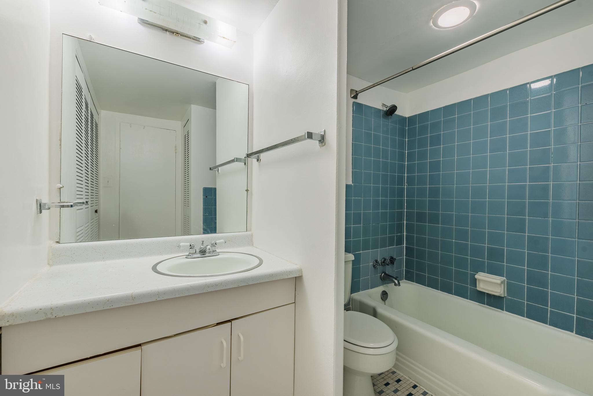 922 24th Street Northwest, Unit 311 Washington, DC 20037 - Photo 23 of 39