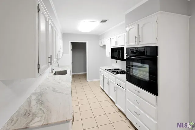 $1,500 | 18726 Old Jefferson, Baton Rouge, LA 70817