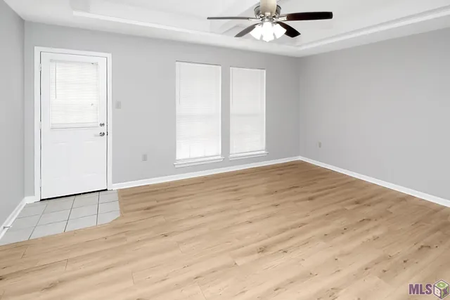 $1,500 | 18726 Old Jefferson, Baton Rouge, LA 70817