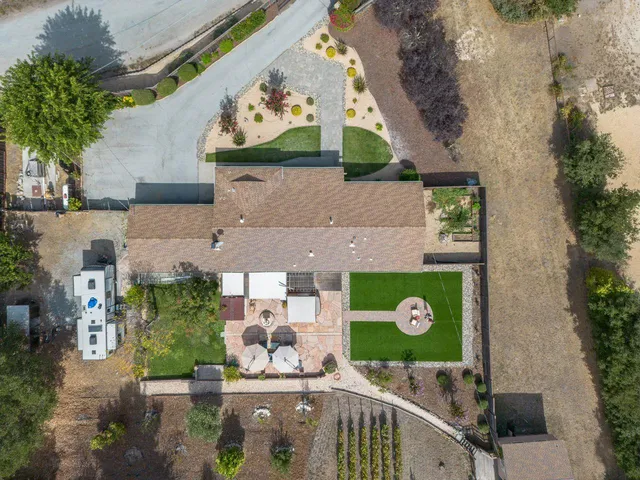 $1,259,000 | 27412 Vista Del Toro Place, Salinas, CA 93908