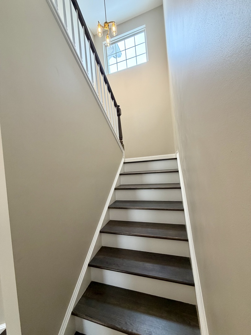 10233 Concord Lane, Unit C Bridgeview, IL 60455 - Photo 20 of 23 a view of entryway