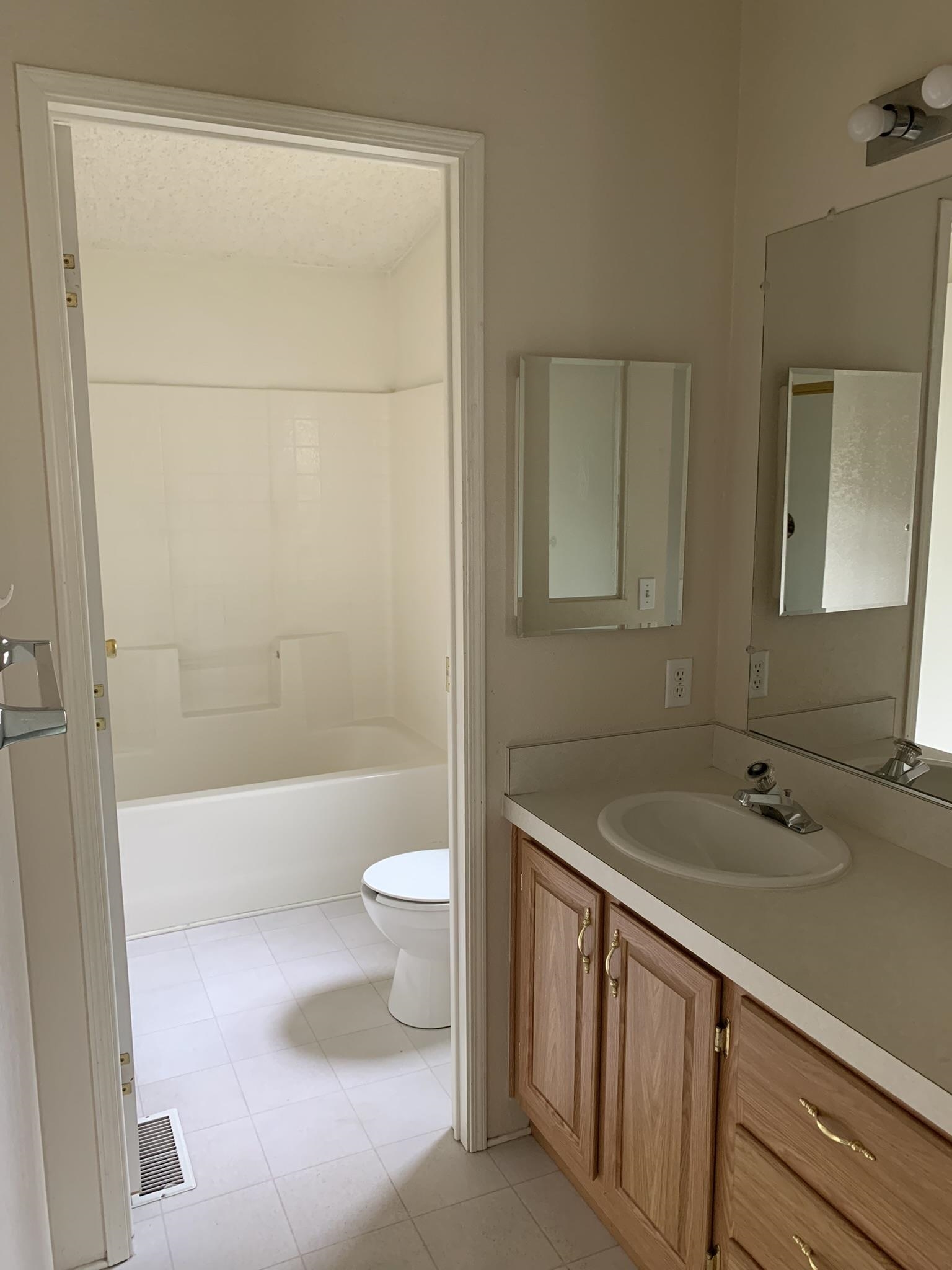 100 Ski Trails Road, Unit 12 Mammoth Lakes, CA 93546 - Photo 26 of 28 Gallery Image 26