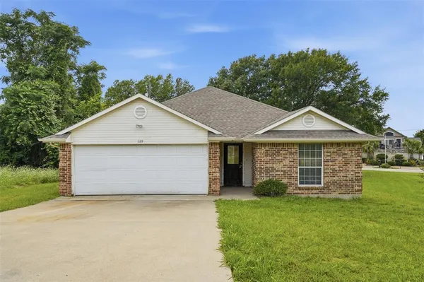$244,900 | 339 Outboard Drive, Gun Barrel City, TX 75156