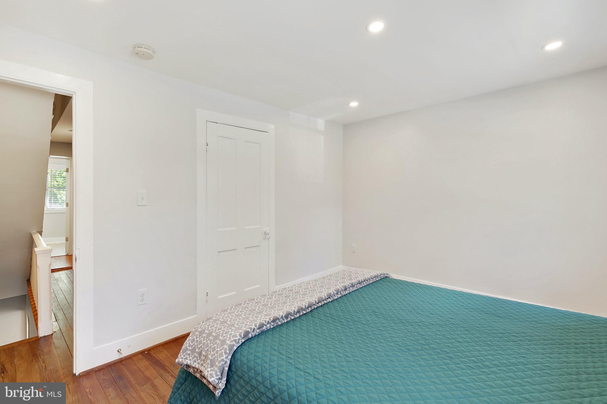 8725 Frederick Road Ellicott City, MD 21043 - Photo 16 of 32 Gallery Image 16