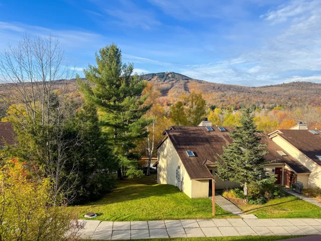 $312,000 | 15 D Mountain Villiage, Unit 234, West Dover, VT 05356