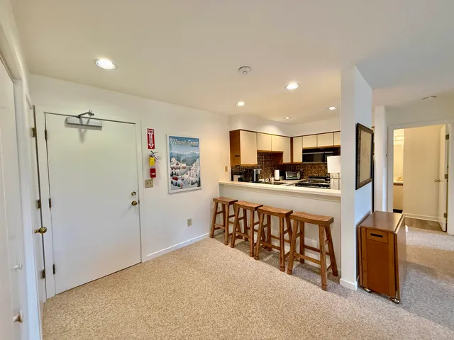 $312,000 | 15 D Mountain Villiage, Unit 234, West Dover, VT 05356