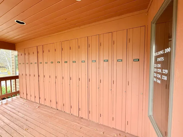 $312,000 | 15 D Mountain Villiage, Unit 234, West Dover, VT 05356