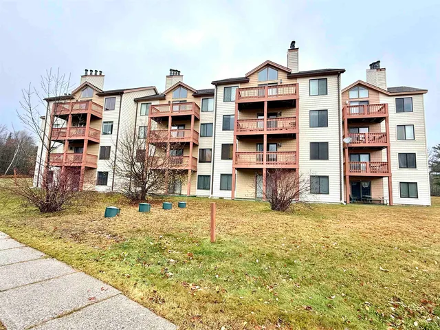 $312,000 | 15 D Mountain Villiage, Unit 234, West Dover, VT 05356