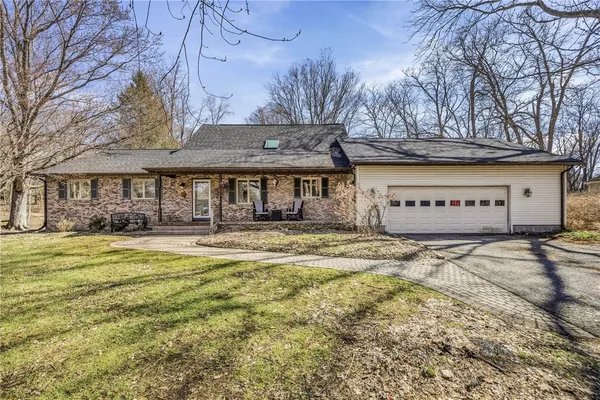 $474,900 | 1738 Creek Street, Penfield, NY 14625