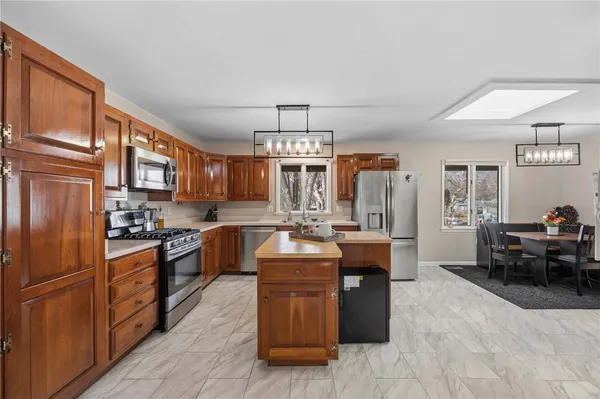 $474,900 | 1738 Creek Street, Penfield, NY 14625