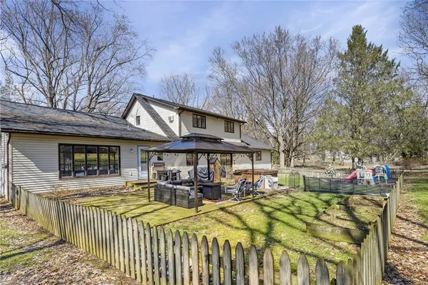 $474,900 | 1738 Creek Street, Penfield, NY 14625